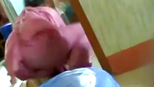 അശ്ലീലം ഓൺലൈനിൽ രജിസ്ട്രേഷൻ ഇല്ല നഗ്ന ഫോട്ടോ വീട്ടു
