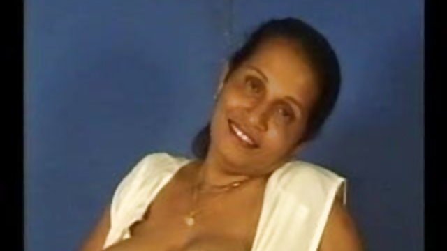 അശ്ലീലം ഓൺലൈനിൽ രജിസ്ട്രേഷൻ ഇല്ല 66 അമ്മായി
