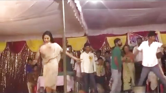 അശ്ലീലം ഓൺലൈനിൽ രജിസ്ട്രേഷൻ ഇല്ല നഗ്നനായി സെക്സി നൃത്തം