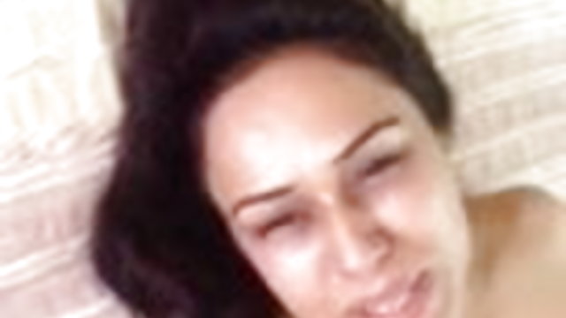 അശ്ലീലം ഓൺലൈനിൽ രജിസ്ട്രേഷൻ ഇല്ല ഹോട്ട് വീഡിയോ അഹമ്മദ് പാക് നടി തുറന്നിട്ടു - ഭാഗം 1