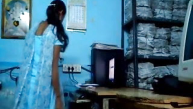 അശ്ലീലം ഓൺലൈനിൽ രജിസ്ട്രേഷൻ ഇല്ല 16