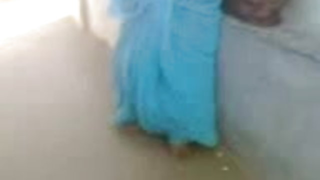 അശ്ലീലം ഓൺലൈനിൽ രജിസ്ട്രേഷൻ ഇല്ല പാലം സാരി